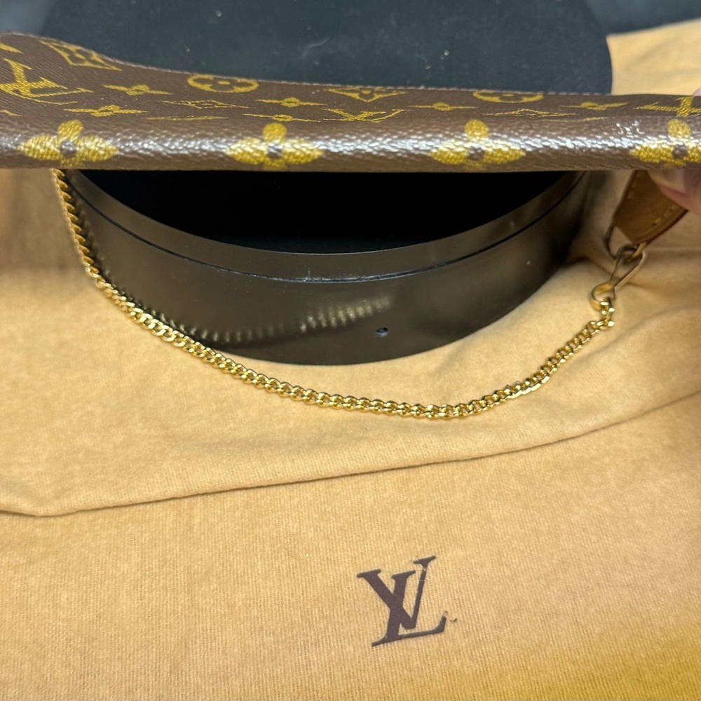 Sale ‼️‼️💯 Authentic LV Pochette Monogram - Picture 10 of 12